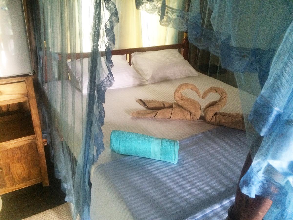 Sunny Family Hotel Unawatuna Habitación foto