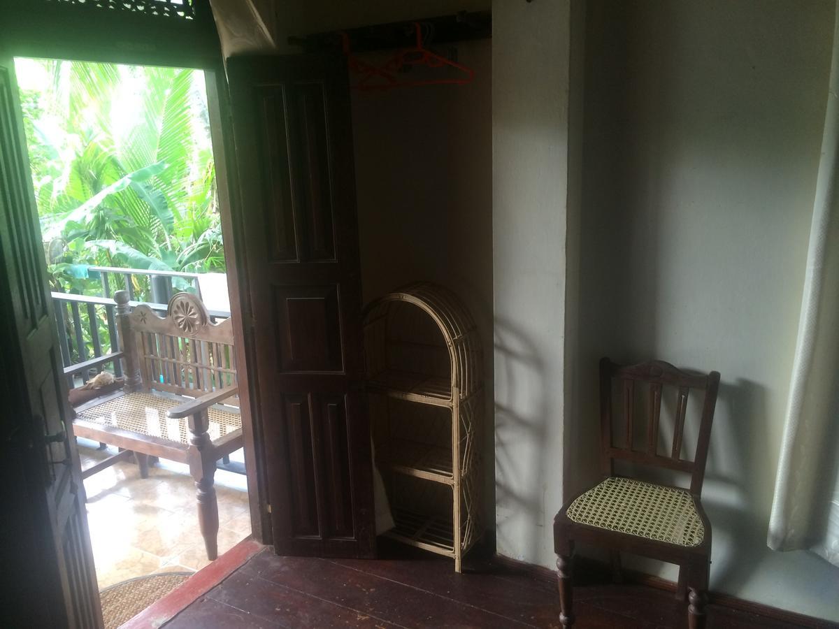 Sunny Family Hotel Unawatuna Habitación foto